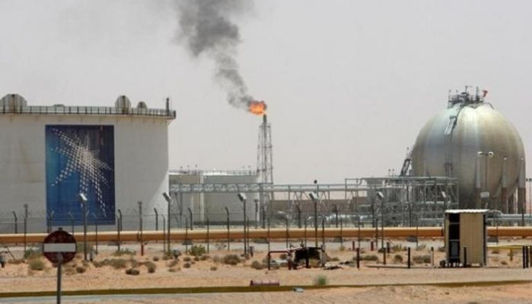 شعلة غاز قرب حقل خريص النفطي بالسعودية