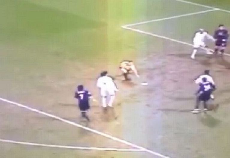 مايك دين يطرد فيغولي