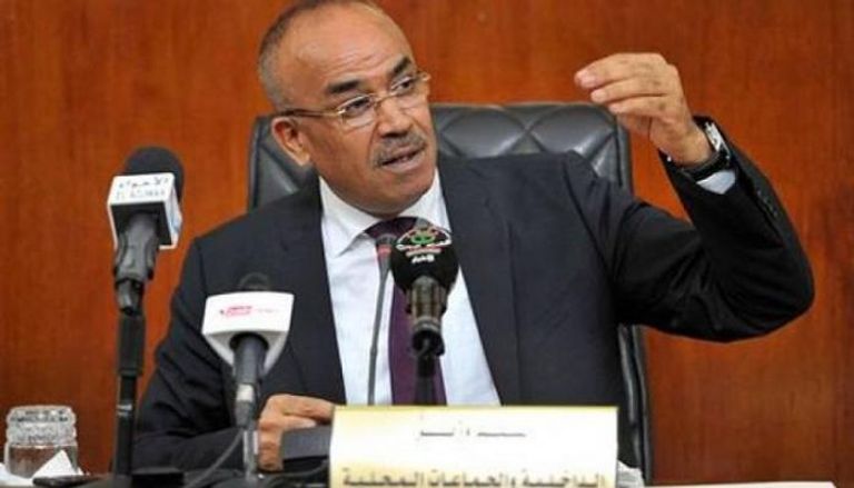 وزير الداخلية الجزائري نور بدوي