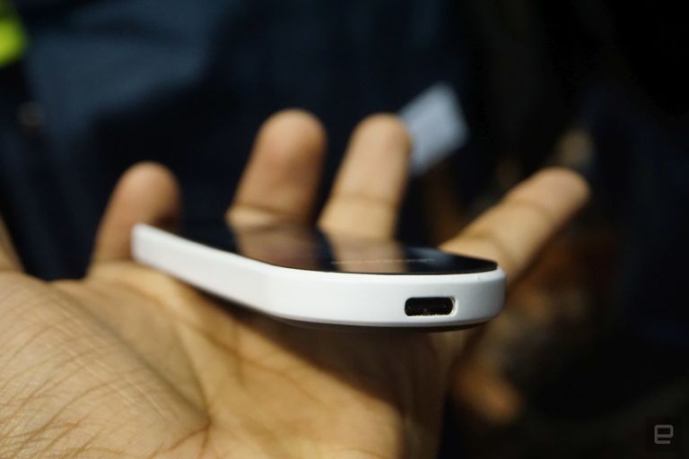 الريموت يعمل بمجرد الإشارة