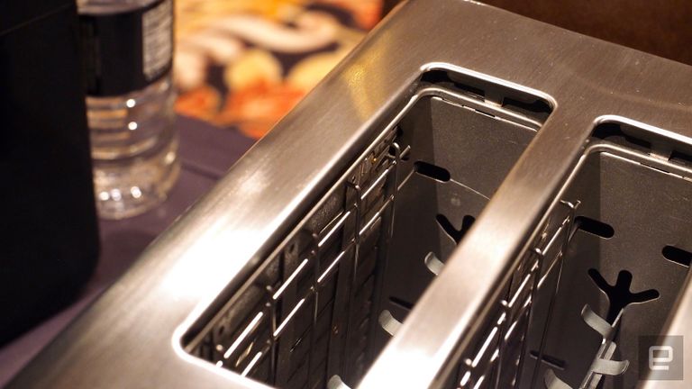 الجهاز يحسن من تحميص الخبز