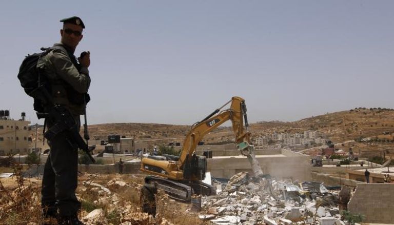الاحتلال الإسرائيلي يهدم منازل فلسطينيين (أرشيفية)