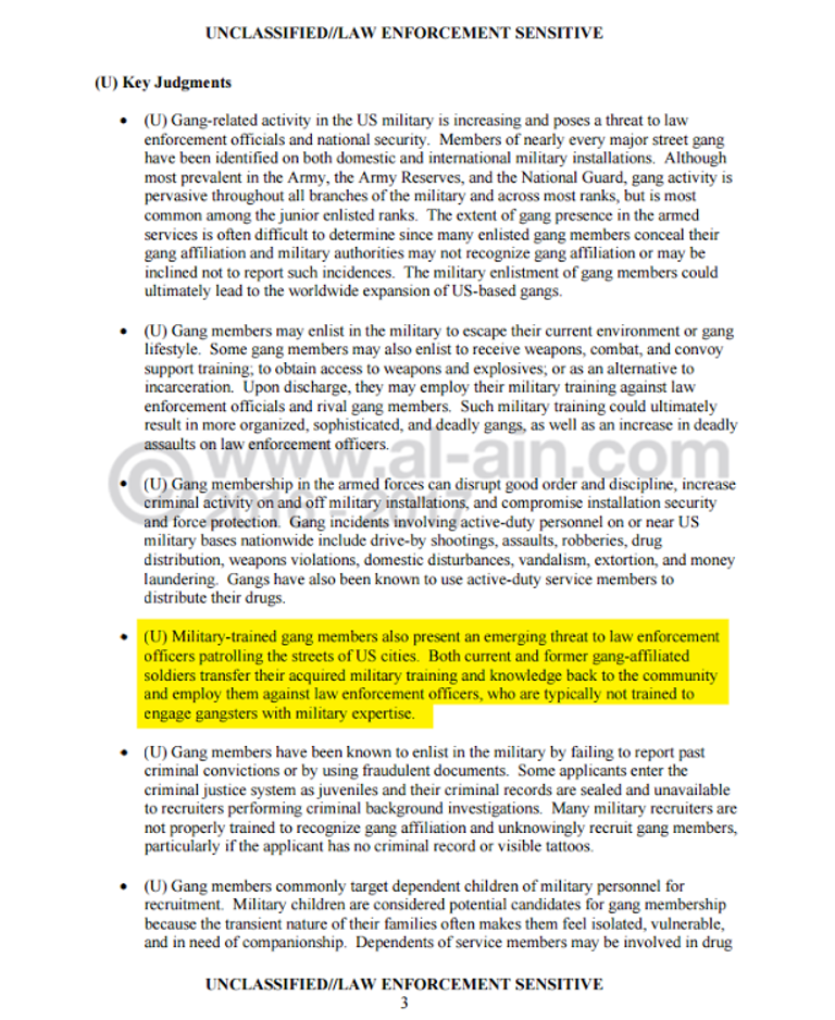 شرطيان في حالة تأهب خلال حادثة إطلاق النار في فلوريدا - شبكة إن بي أر 