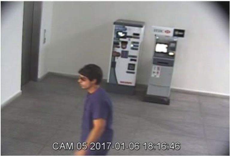 صورة من مقطع فيديو لمطلق النار