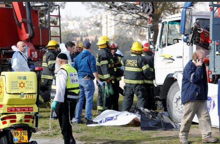 صور حادث الدهس4 صورة من موقع حادث الدهس