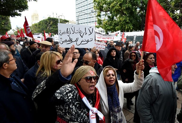 جانب من الاحتجاجات فى تونس ضد عودة الإرهابيين
