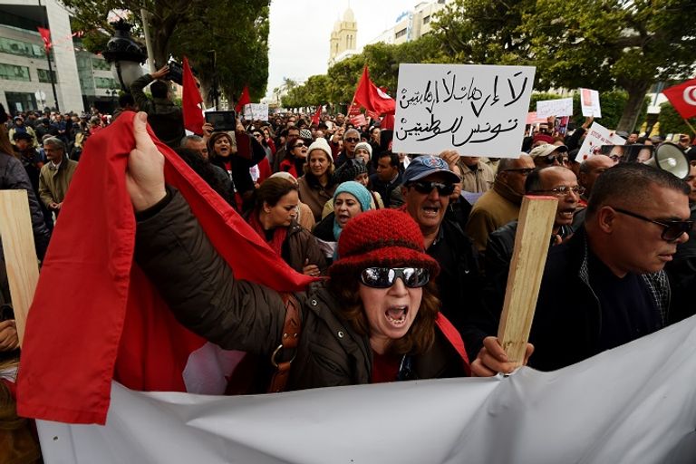 جانب من الاحتجاجات فى تونس ضد عودة الإرهابيين