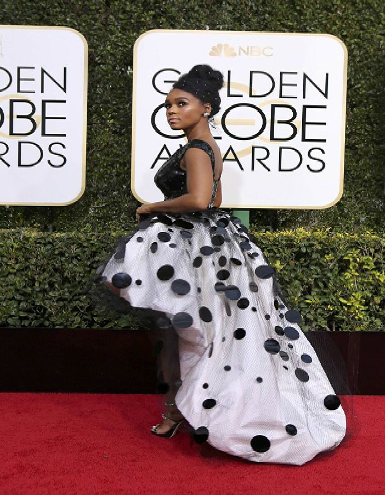 الموسيقى فاريل ويليامز وزوجته هيلين