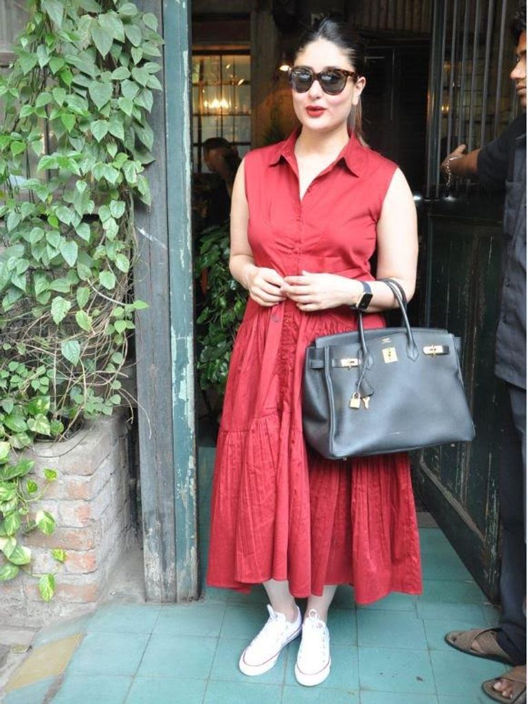 ظهور كارينا كابور بعد الولادة