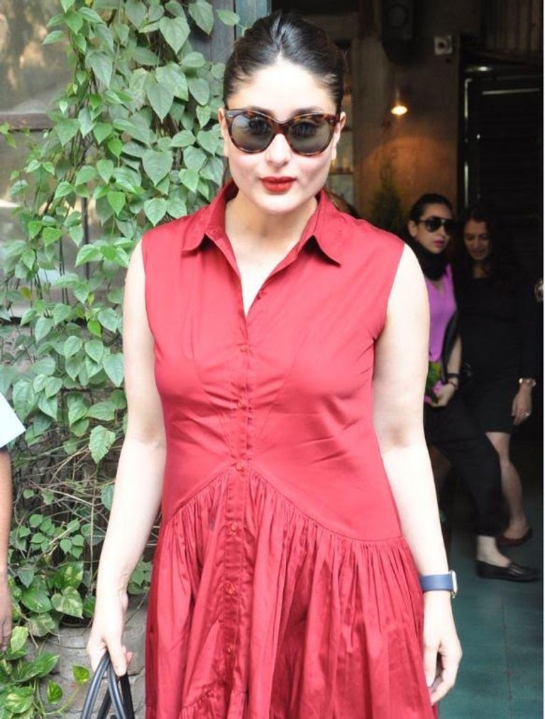 ظهور كارينا كابور بعد الولادة