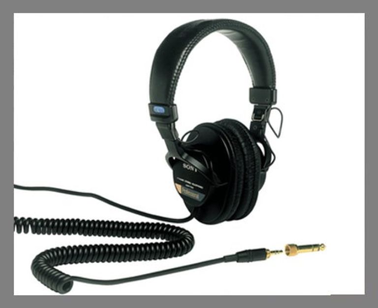 أجهزة إلكترونية بأسعار في متناول الجميع