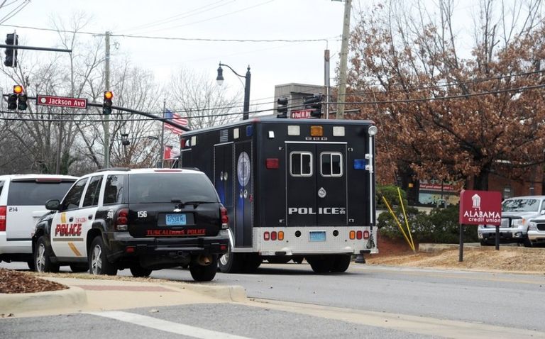 الشرطة في مكان الحادث بألاباما الأمريكية