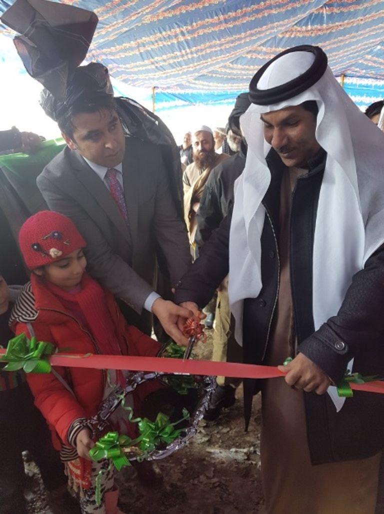 السفير الإماراتي وضع حجر أساس مركز للأيتام ومعهد فني ومهني بأفغانستان