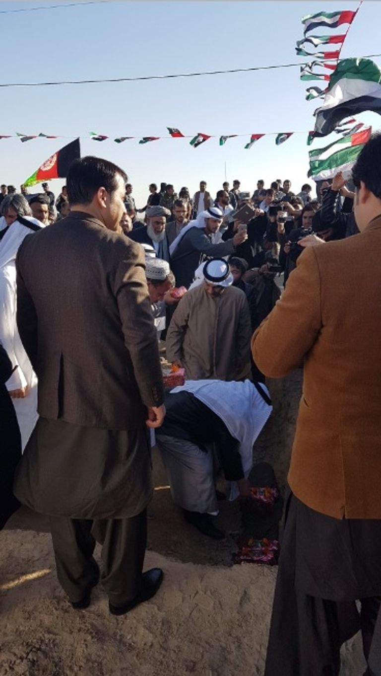 السفير الإماراتي وضع حجر أساس مركز للأيتام ومعهد فني ومهني بأفغانستان