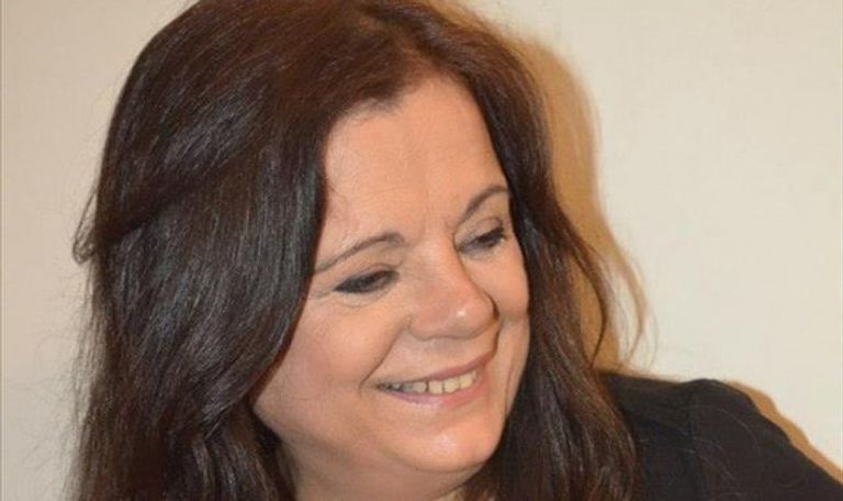 الفنانة نادية شكري