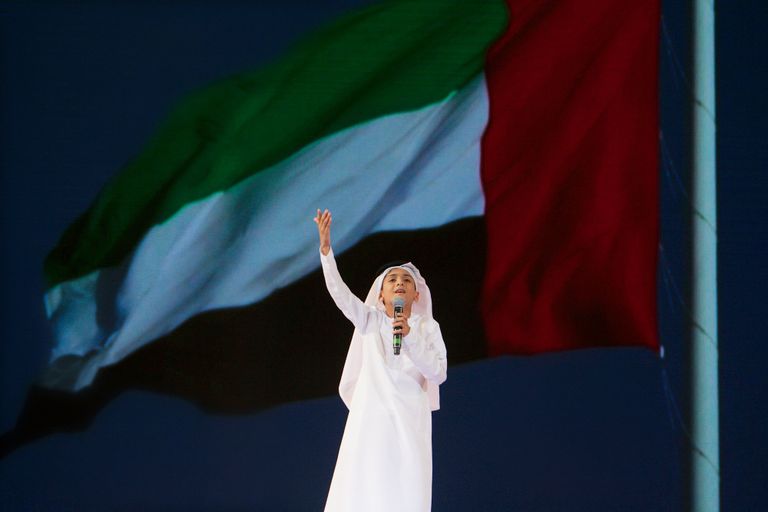 أرشيفية لحاكم الشارقة خلال الحفل الختامي من الموسم الثاني لمنشد الشارقة الصصغير