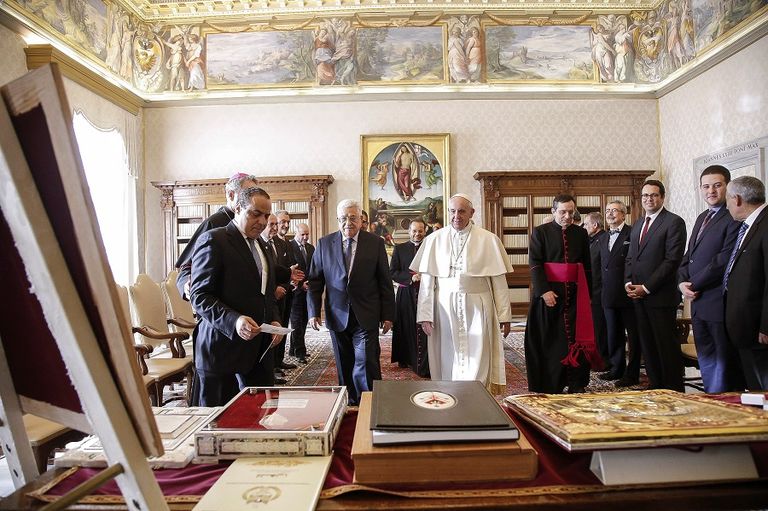 أبومازن والبابا فرانسيس