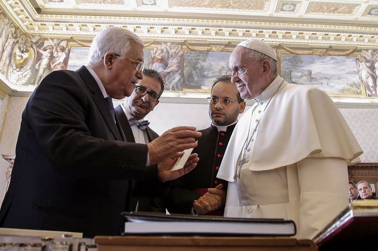 أبومازن والبابا فرانسيس