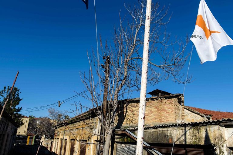 الحدود الداخلية بين قبرص اليونانية والتركية