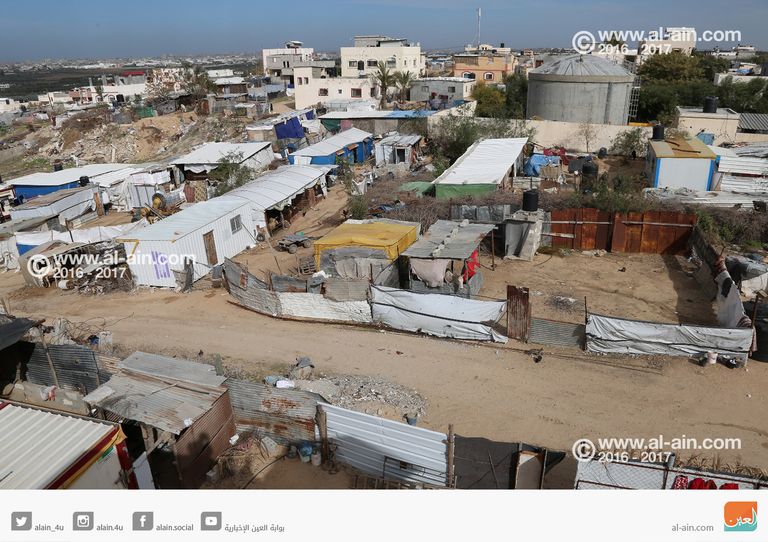 ثلاجات الموتى سكن مؤقت في غزة