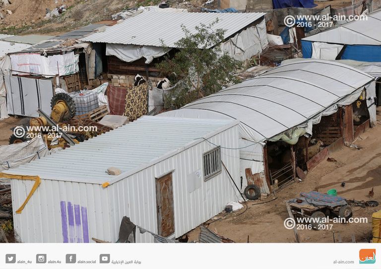 ثلاجات الموتى سكن مؤقت في غزة