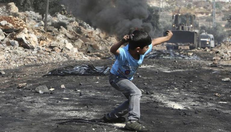 أطفال الحجارة بفلسطين