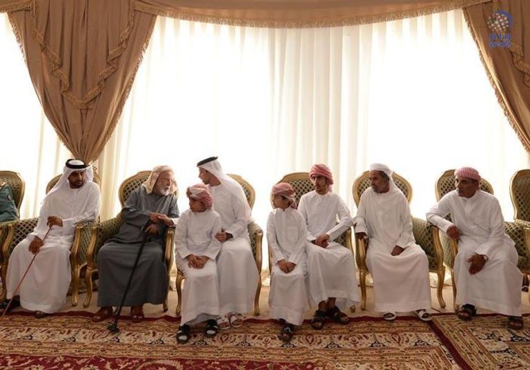 عمر بن زايد يقدم واجب العزاء بشهيد الإنسانية أحمد المزروعي