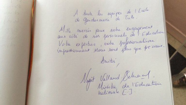 وزيرة التربية الوطنية الفرنسية نجاة بلقاسم