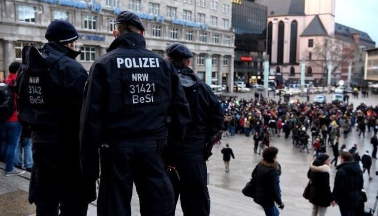 أوروبا "تستهدف" المسلمين تحت غطاء مكافحة الإرهاب