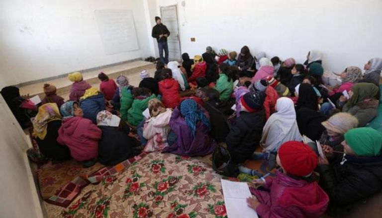 أطفال من حلب لدى عودتهم إلى مدرسة عائشة أم المؤمنين