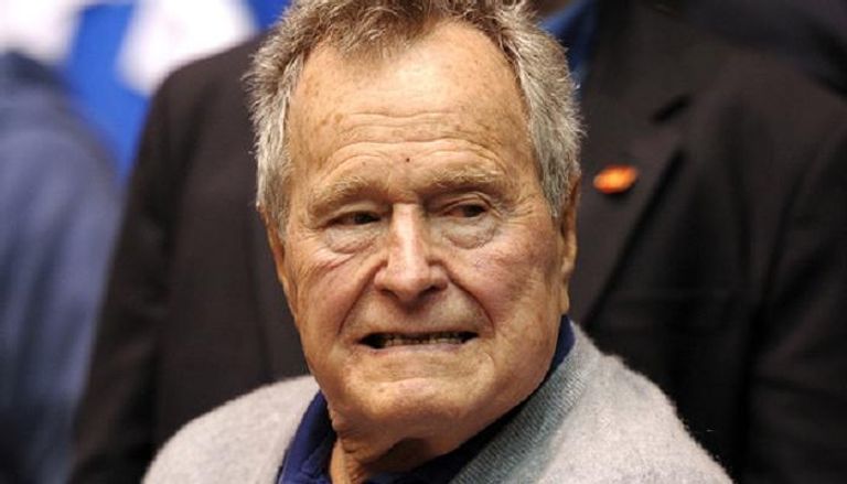 نقل بوش الأب إلى مستشفى في هيوستن