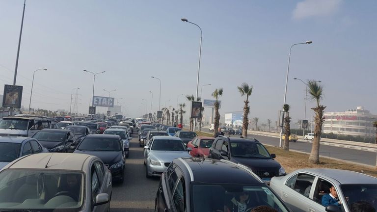 الشبورة المائية جمدت الحياة في مصر ثلاث ساعات