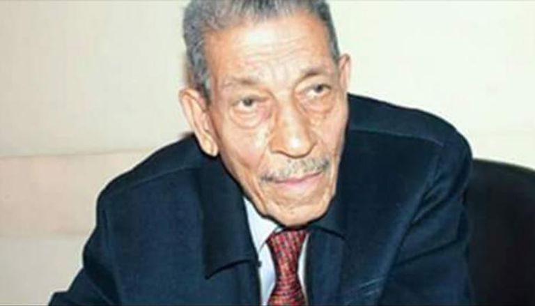 - الكاتب المصري الراحل يوسف الشاروني (1924-2017)