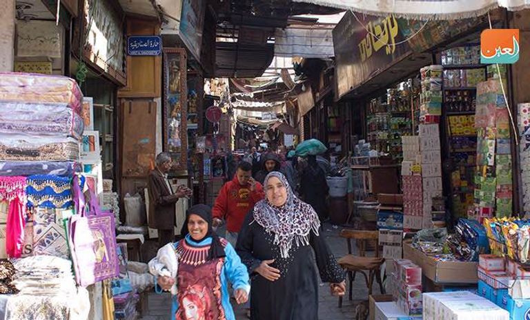 يتفاوت إقبال المصريين على شراء الأعشاب