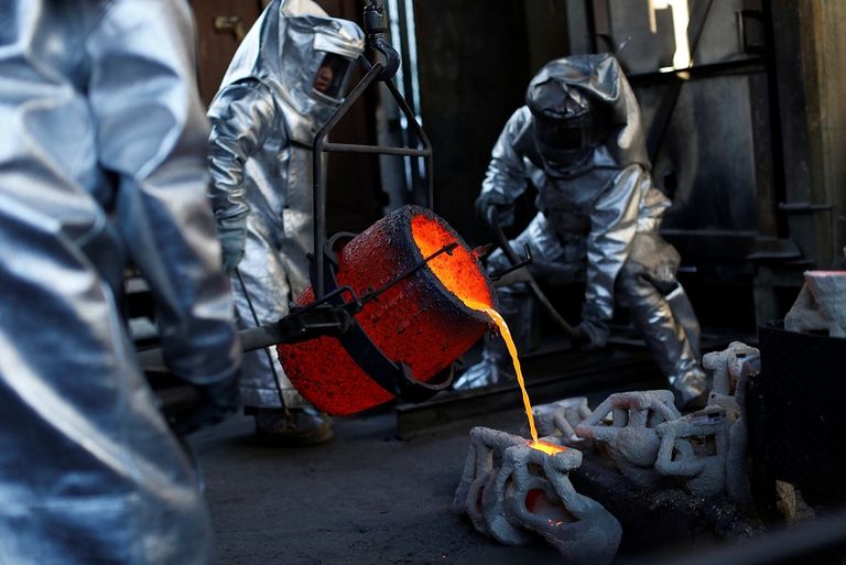 الرئيس الأمريكي دونالد ترامب في المكتب البيضاوي - رويترز