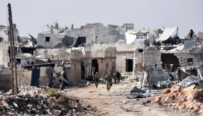 قوات الأسد تنتزع قرية من 