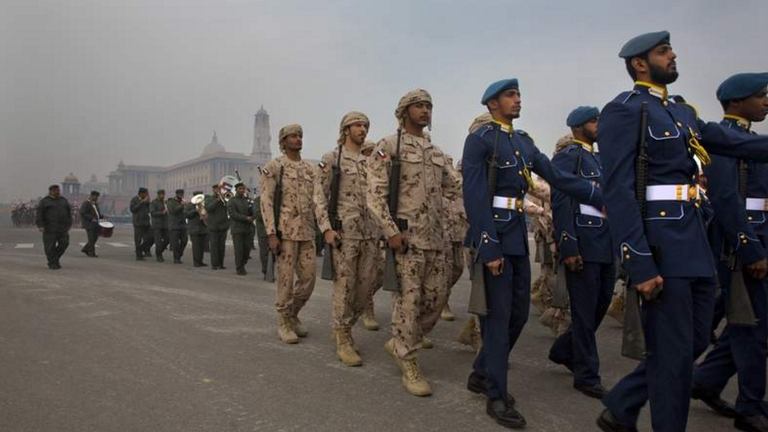 صورة الفرقة الإماراتية المشاركة في يوم الجمهورية الهندي