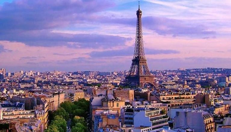 السياحة الفرنسية في خطر بسبب هجمات الإرهاب وبق الفراش