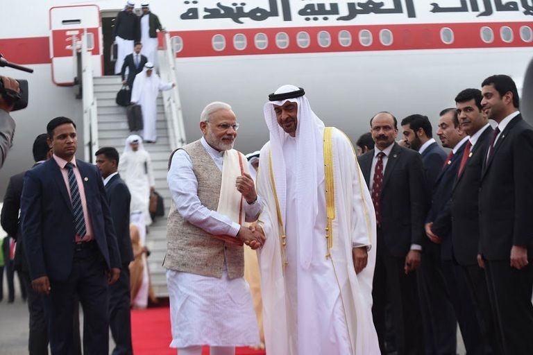 استقبال حار من مودي للشيخ محمد بن زايد