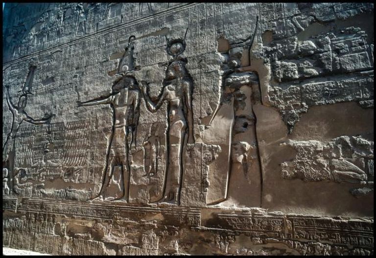 معبد إسنا التاريخي