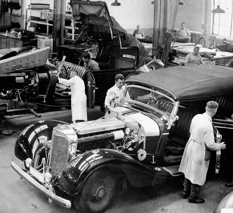 سيارة مرسيدس-بنز 540 كيه طراز 1939 - موقع مزاد فينيكس