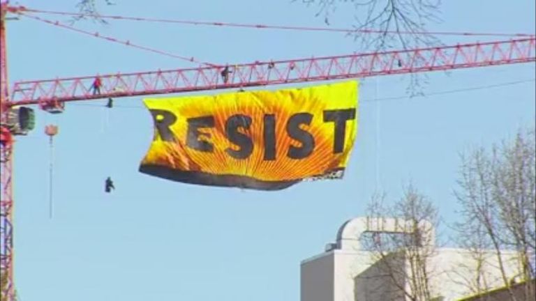 مشهد من فعالية الاحتجاج