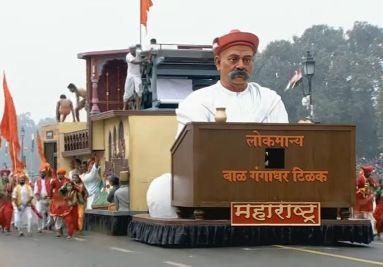 الشيخ محمد بن زايد ومودي في الاحتفال