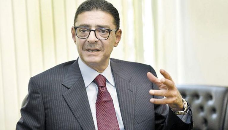 محمود طاهر رئيس الأهلي 