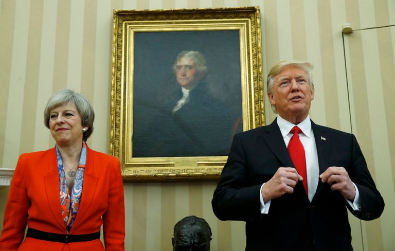 ترامب وتيريزا ماي