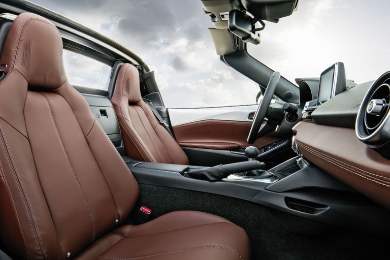 مازدا إم أكس 5 - أر إف الرياضية - موقع مازدا