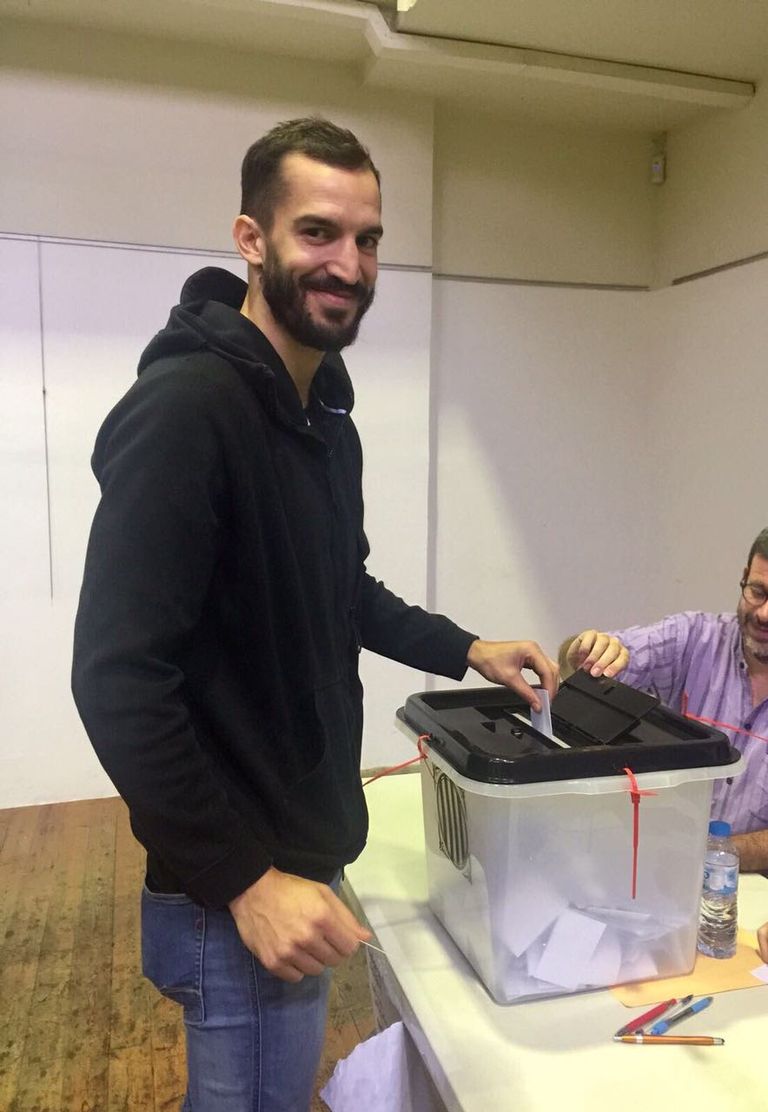 بيكيه خلال التصويت على الاستفتاء