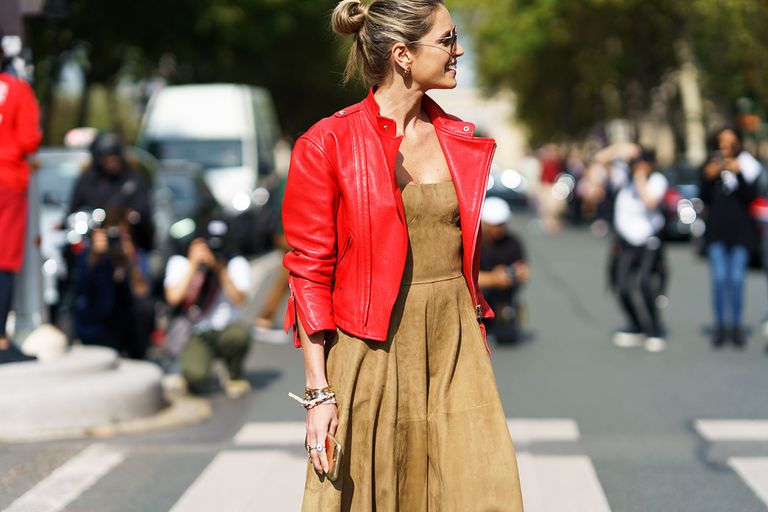 أجمل إطلالات بشوارع باريس 2018 في أسبوع الموضة