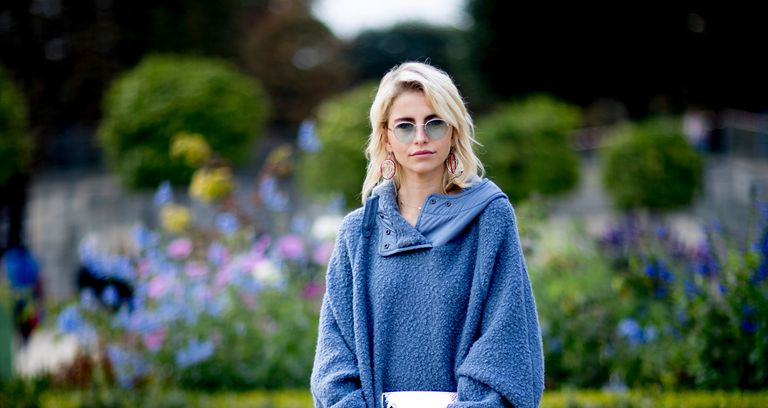 أجمل إطلالات بشوارع باريس 2018 في أسبوع الموضة