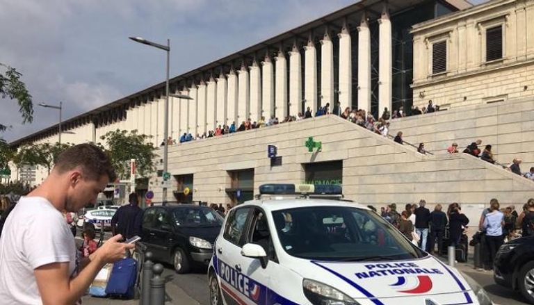 قتيلان في محطة مرسيليا بجنوب فرنسا في هجوم بسكين